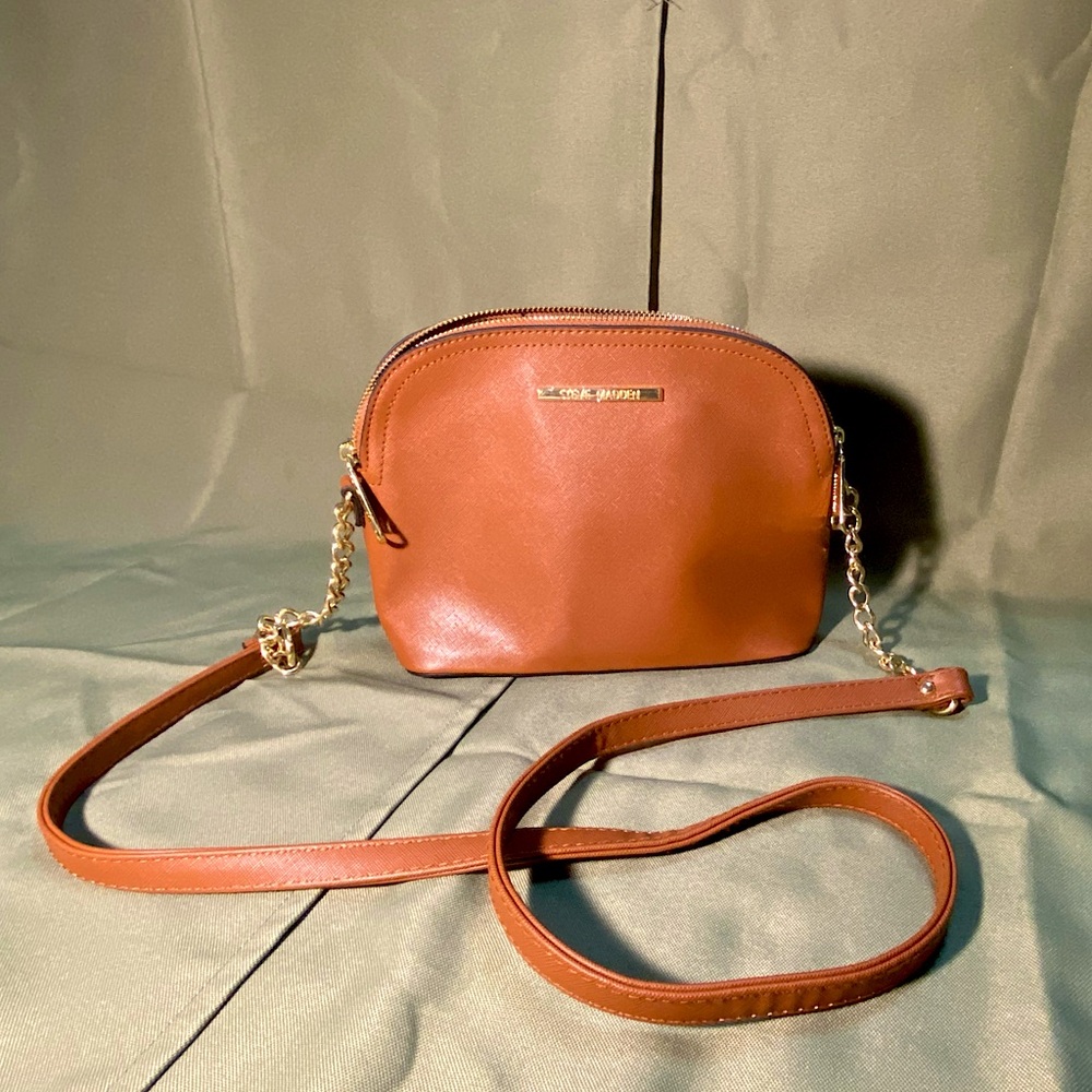 Steve Madden brown cross body